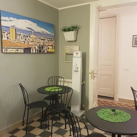 I Puritani Panzió Catania