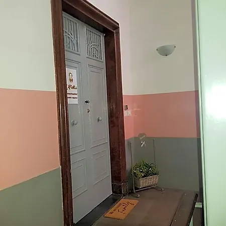 I Puritani Oda ve Kahvaltı Katanya